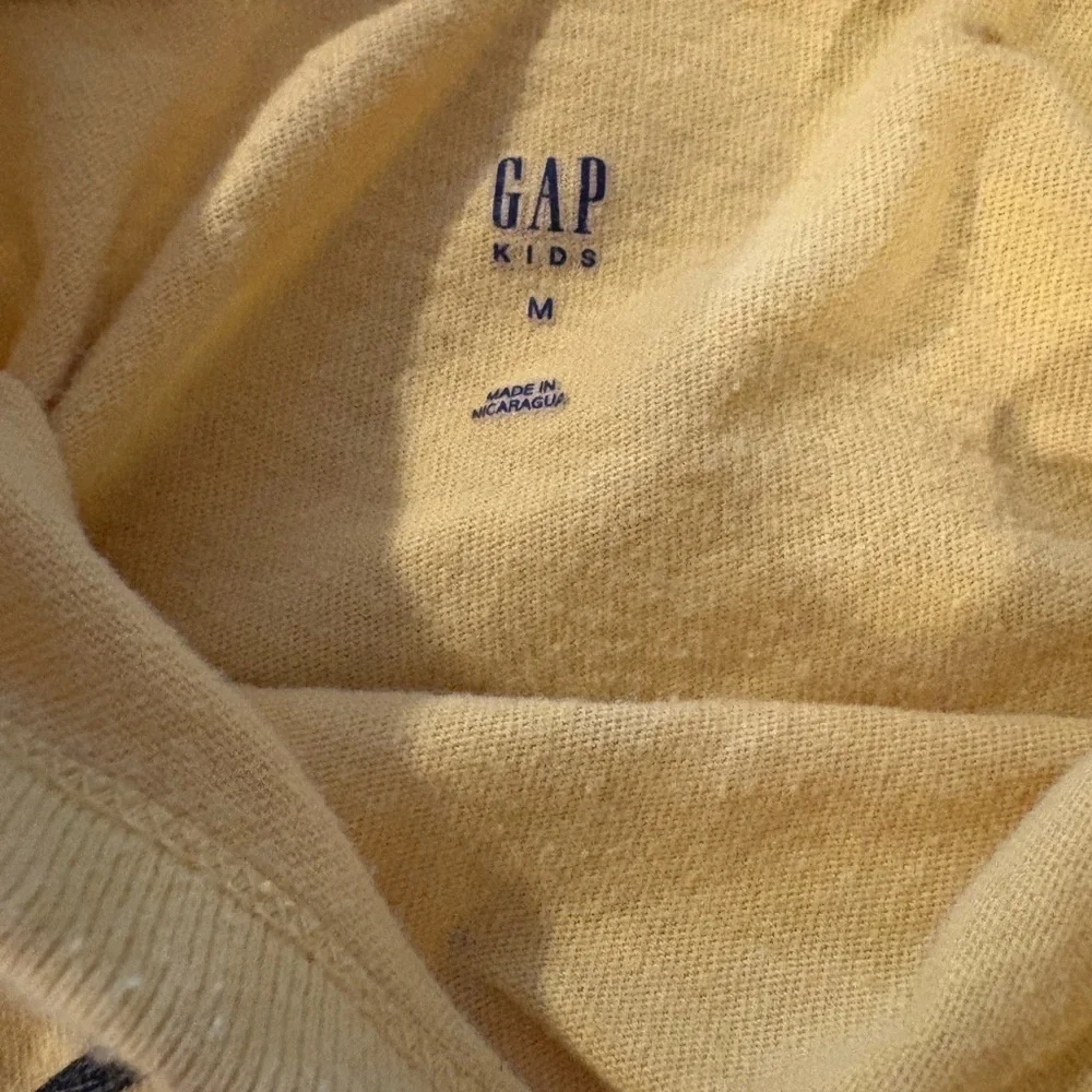 ▪️GAP KIDS Tee
